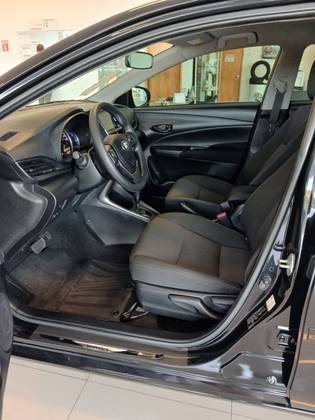 TOYOTA YARIS 1.5 16V FLEX SEDAN XL MULTIDRIVE